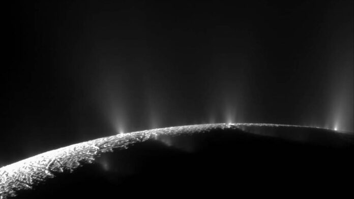 Scientists Discover Phosphorus on Enceladus